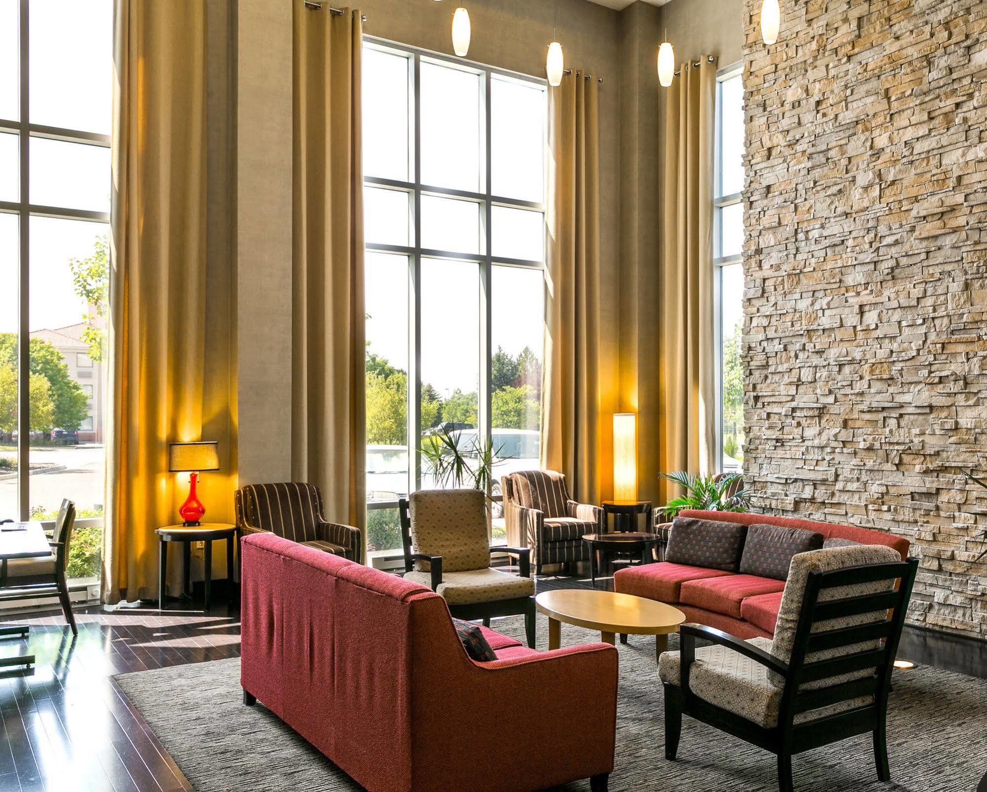 Cambria Hotel Columbus - Polaris Exterior photo
